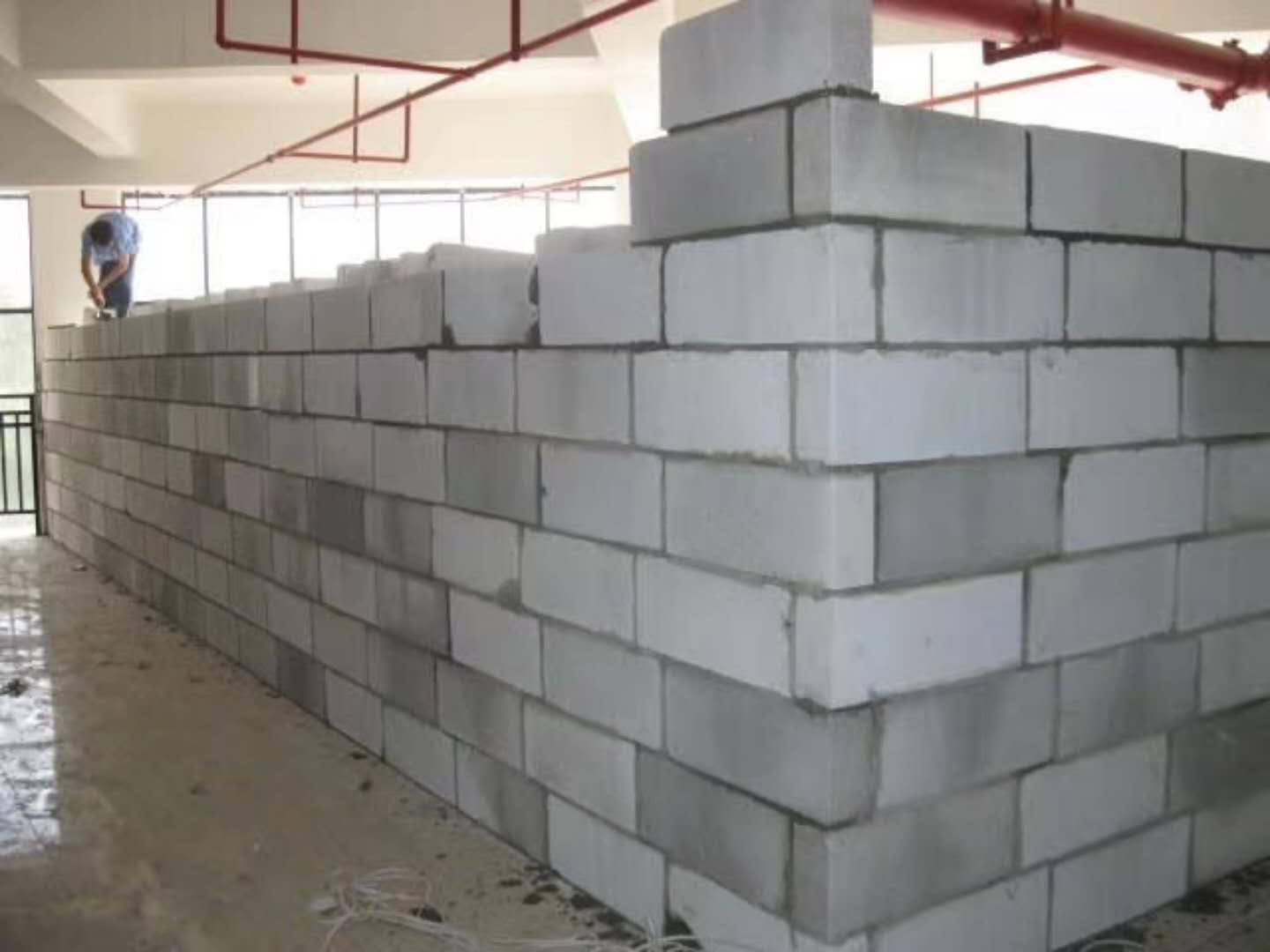 上林蒸压加气混凝土砌块承重墙静力和抗震性能的研究